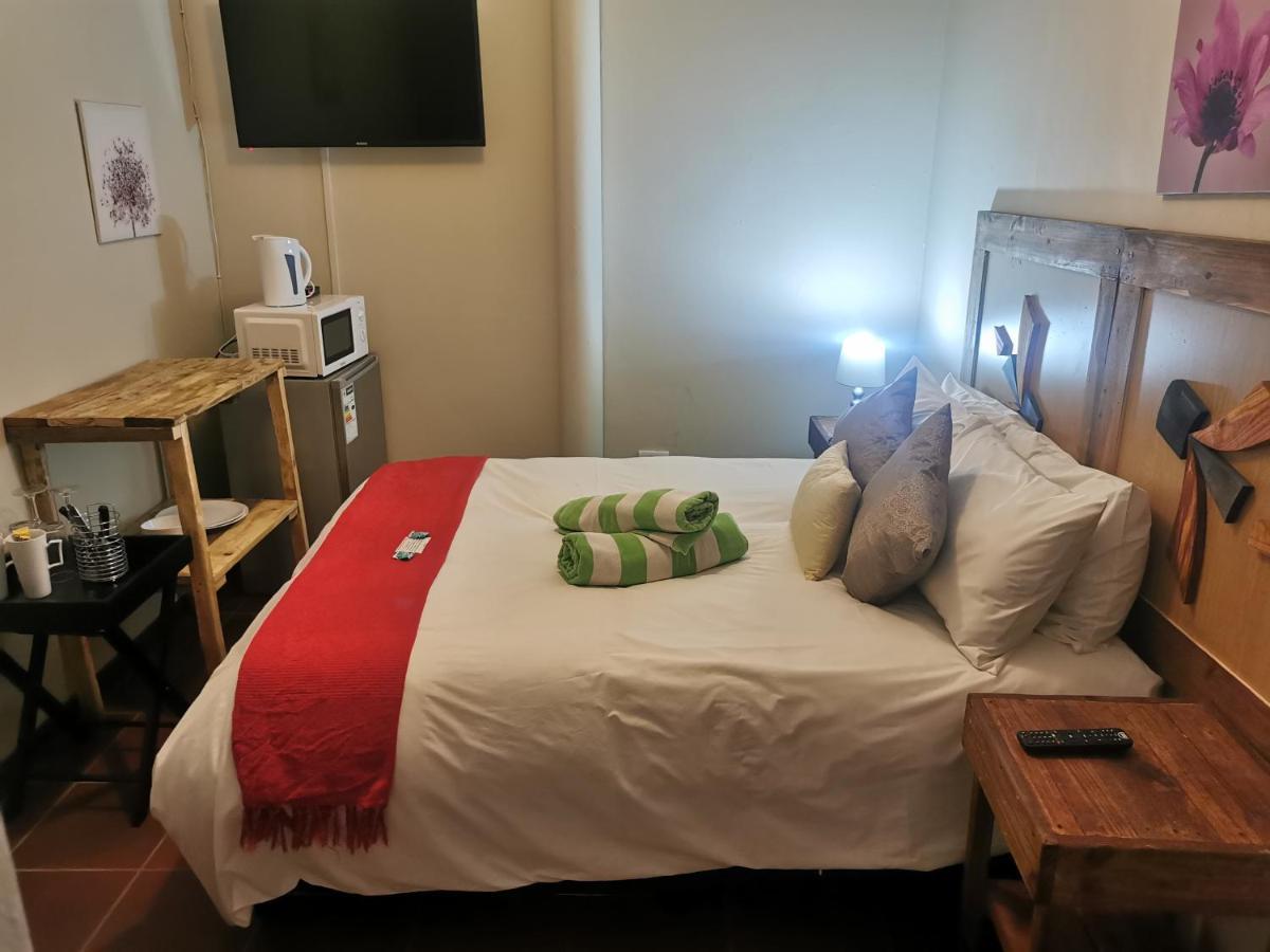 Sun Deck Lodge Hartbeespoort Ngoại thất bức ảnh