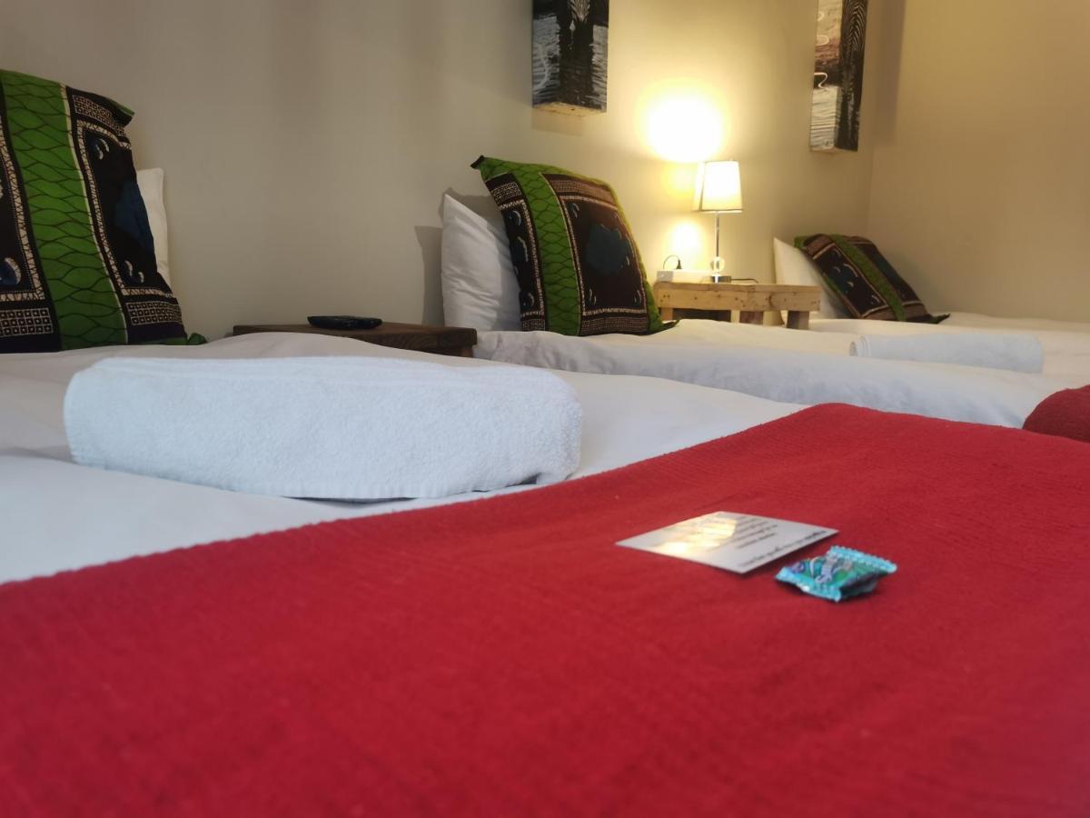 Sun Deck Lodge Hartbeespoort Ngoại thất bức ảnh
