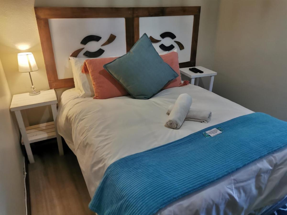 Sun Deck Lodge Hartbeespoort Ngoại thất bức ảnh