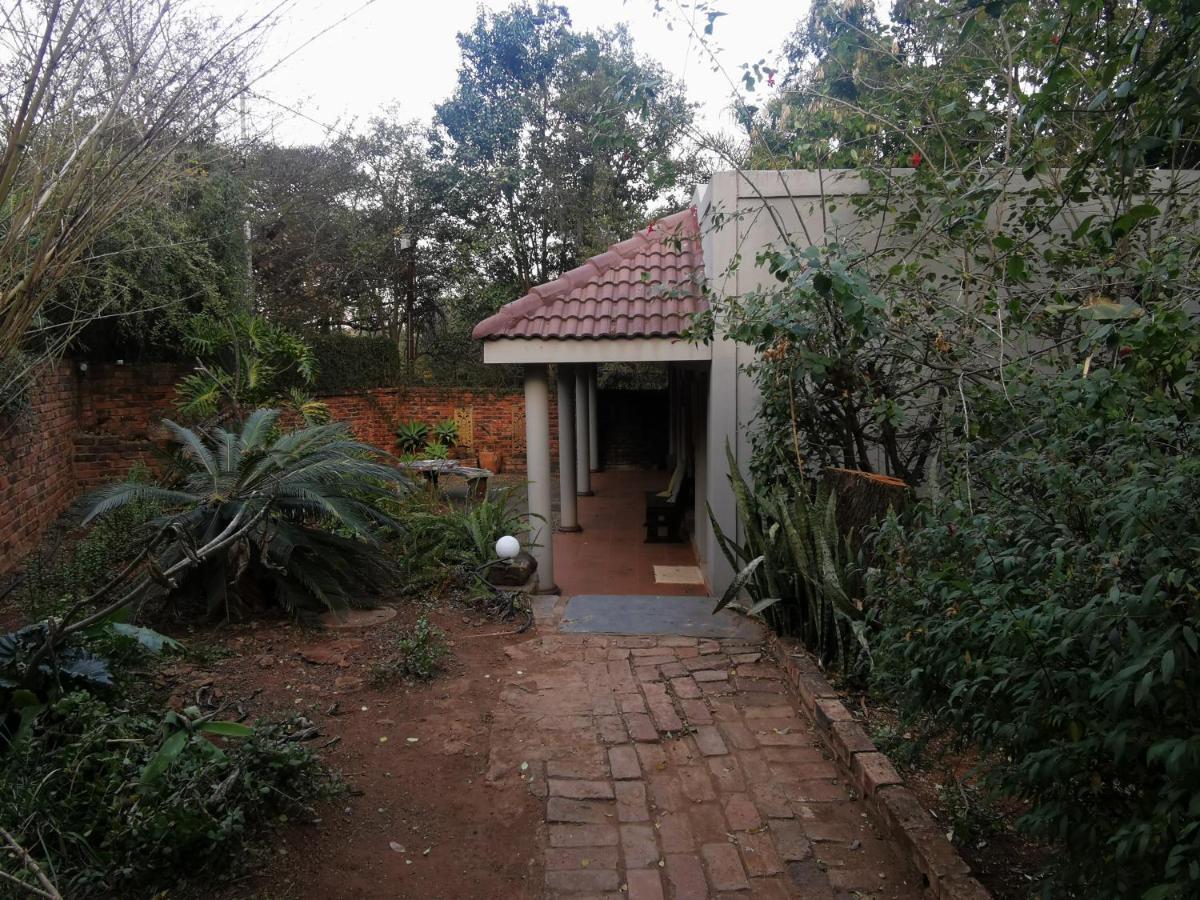 Sun Deck Lodge Hartbeespoort Ngoại thất bức ảnh