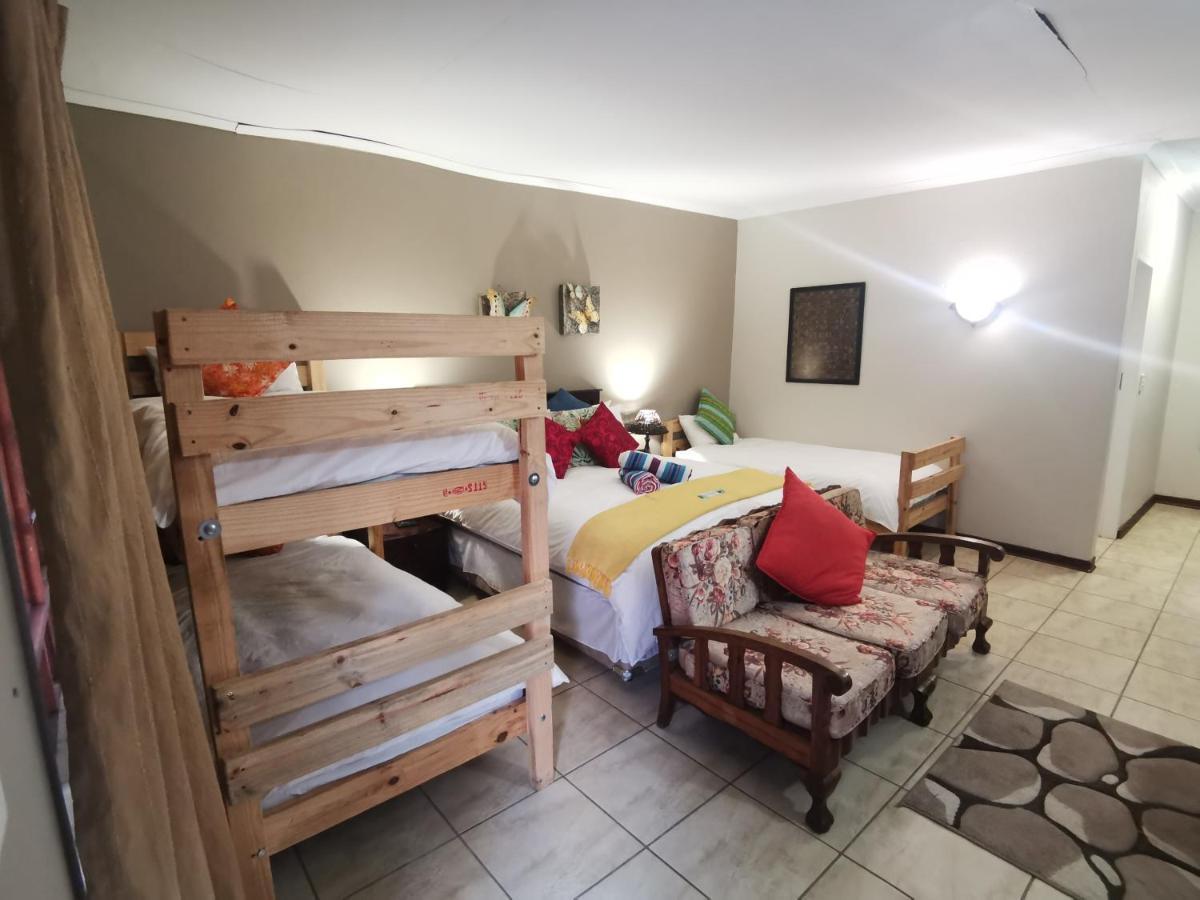 Sun Deck Lodge Hartbeespoort Ngoại thất bức ảnh