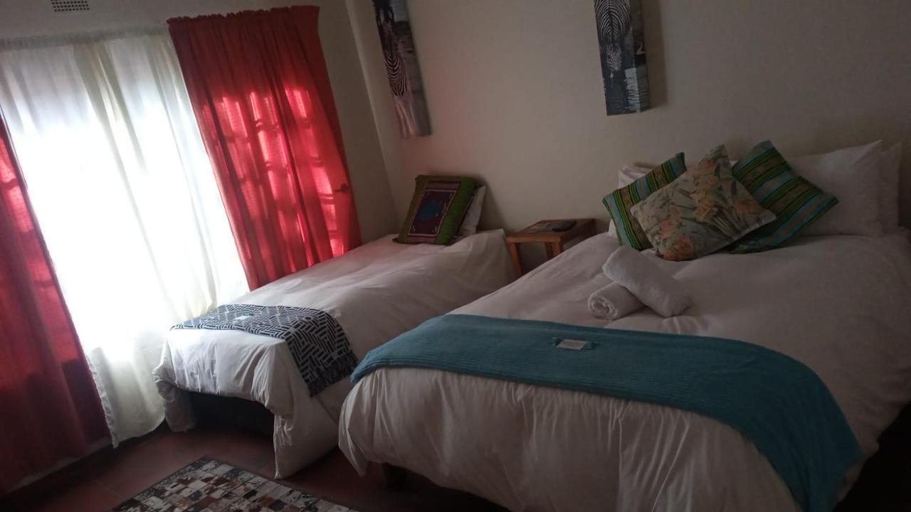 Sun Deck Lodge Hartbeespoort Ngoại thất bức ảnh